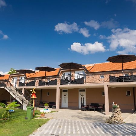Apartmani ROSHU Soko Banja Bagian luar foto