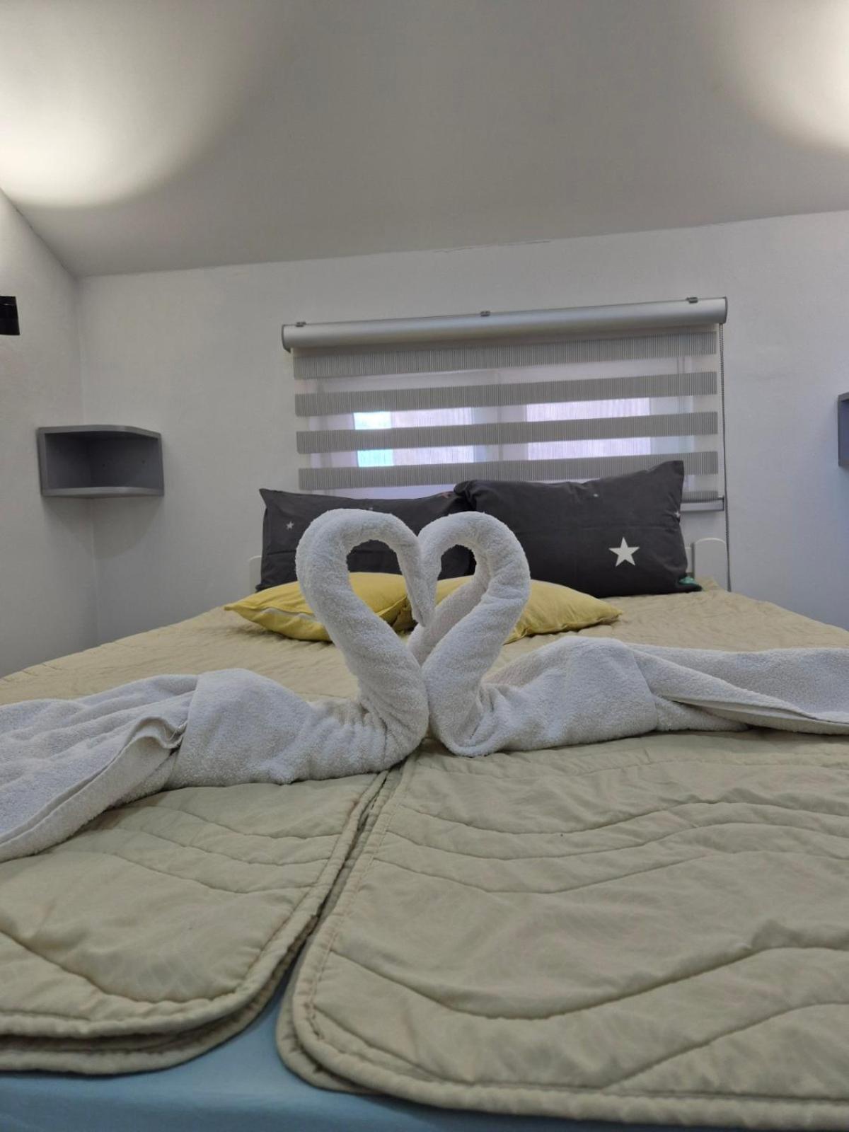 Apartmani ROSHU Soko Banja Bagian luar foto
